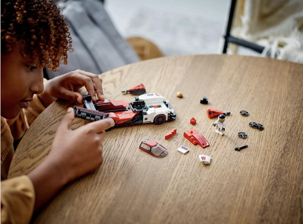 Model Car Building Kit P544