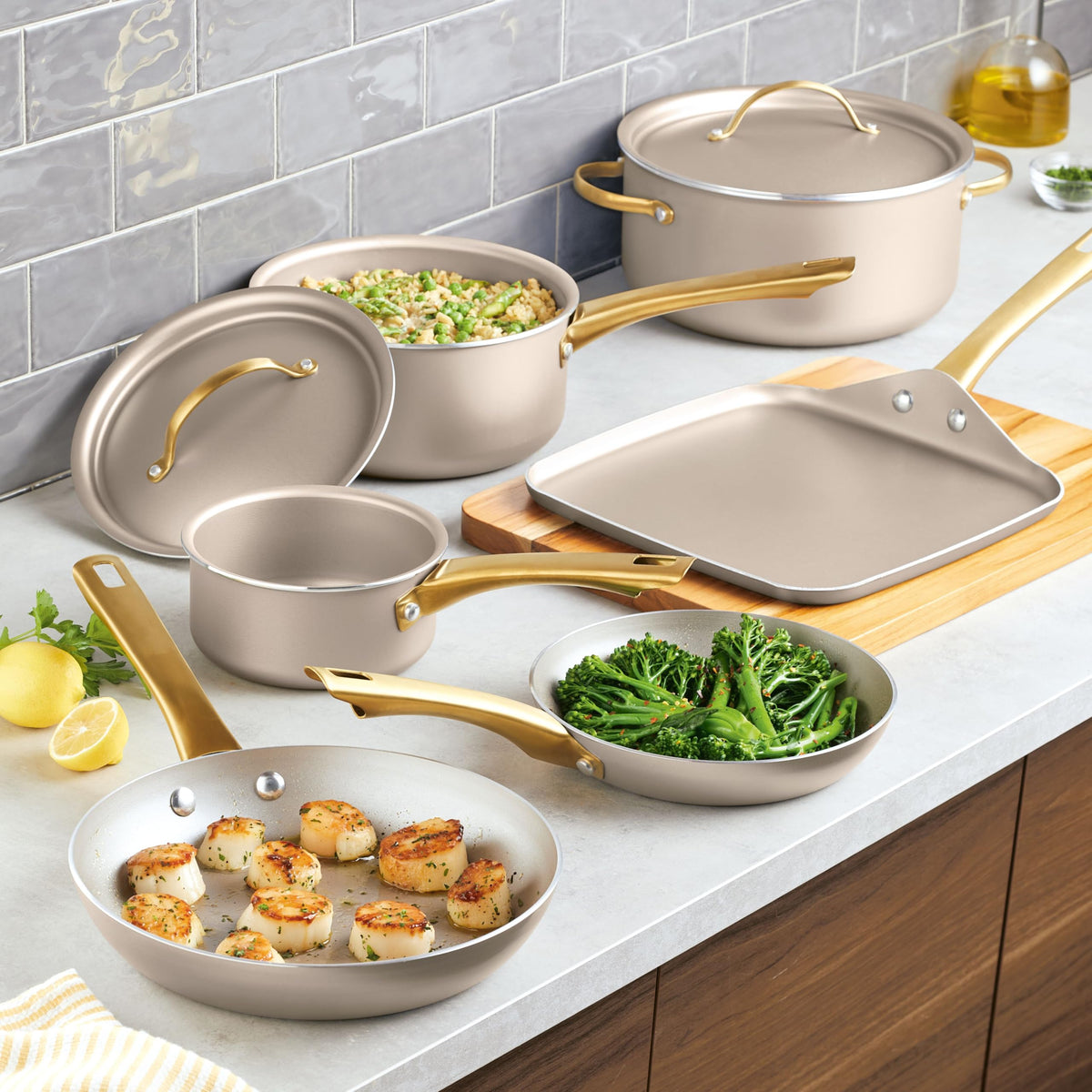 Nonstick Cookware and Pot Set with Lids, Dishwasher Safe, 12 Piece G38707