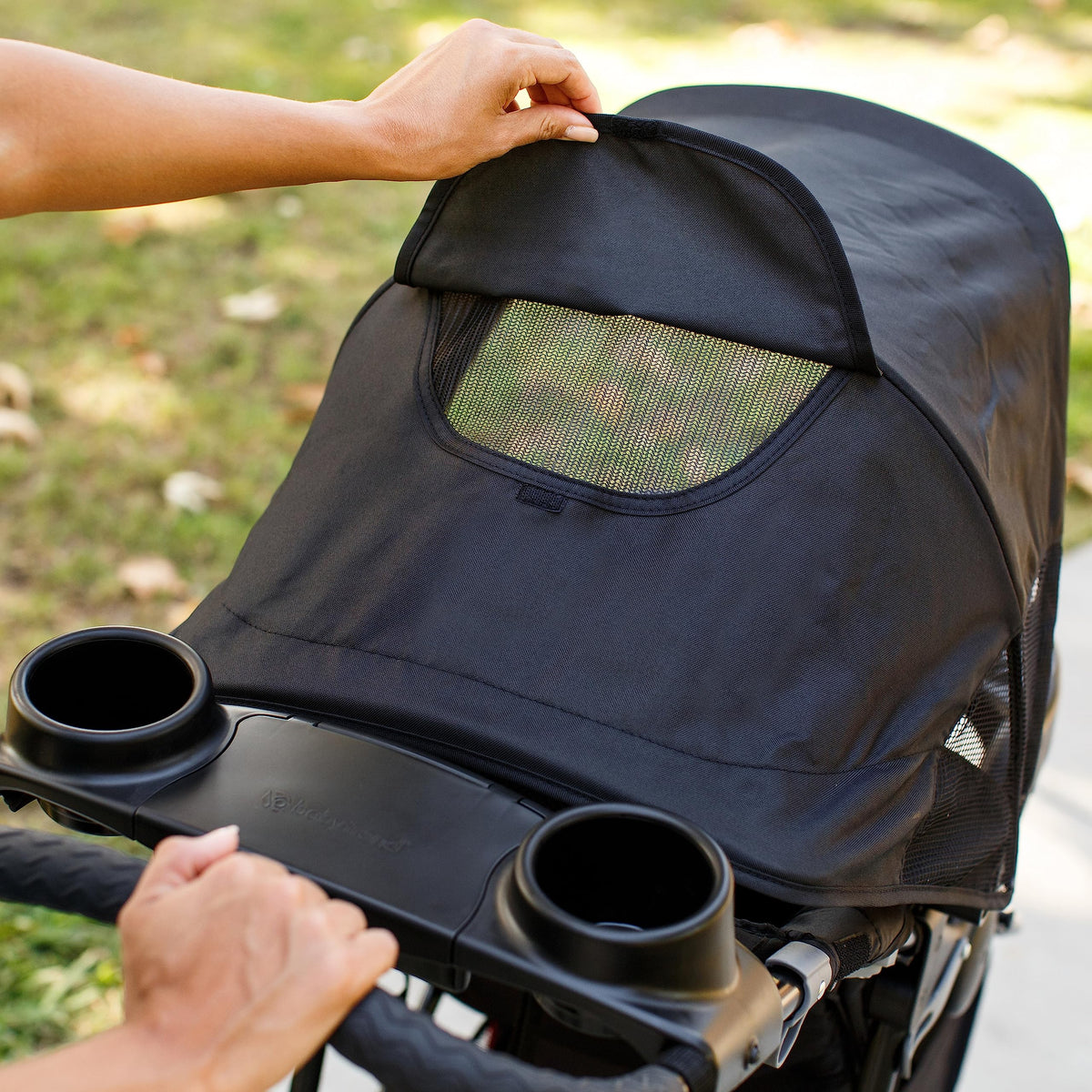 Jogger Travel System with Infant Car Seat Y691427